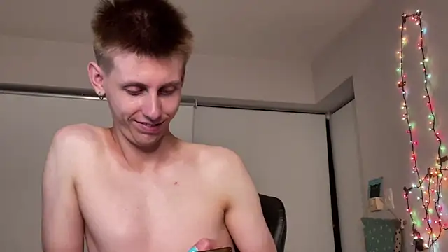 Snapshot of vladdymeow chatting on January 2025 12:07:01 AM vladdymeow online show from January 2025 12:07:01 AM