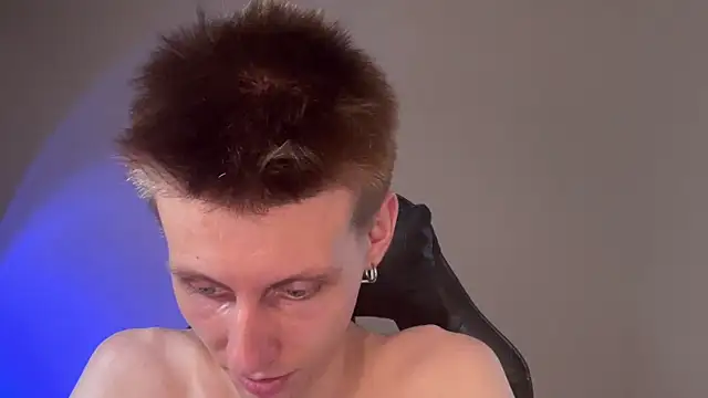 Snapshot of vladdymeow chatting on January 2025 09:07:01 PM vladdymeow online show from January 2025 09:07:01 PM