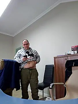 Andrew1900529 online show from January 2026 07:57:01 AM