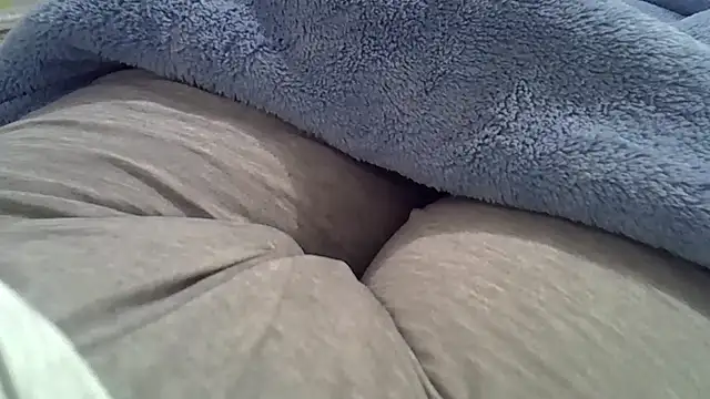 perescam online show from October 2025 02:07:01 AM