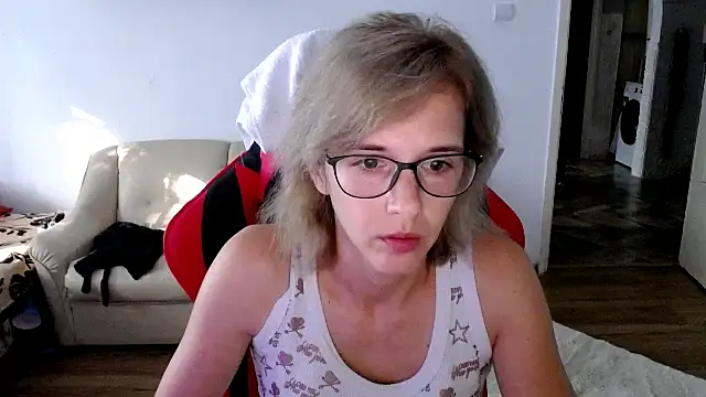 SexxyLety online show from September 2025 06:02:02 AM