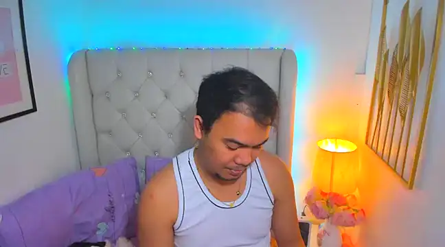 AsianZero online show from February 2025 08:19:02 PM