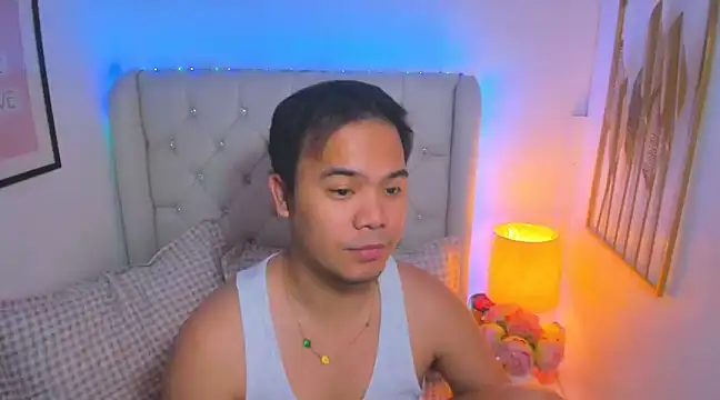 AsianZero online show from March 2025 09:16:02 PM