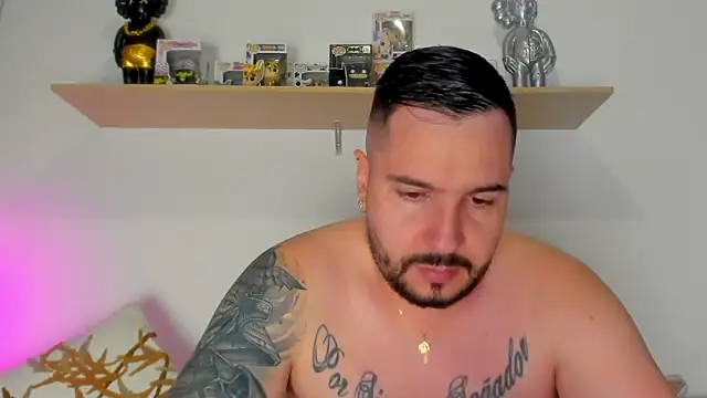 Snapshot of camilo_restrepo21 chatting on November 2025 01:05:01 AM camilo restrepo21 online show from November 2025 01:05:01 AM