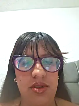 Snapshot of ZaidaWet chatting on January 2025 12:06:01 PM ZaidaWet online show from January 2025 12:06:01 PM
