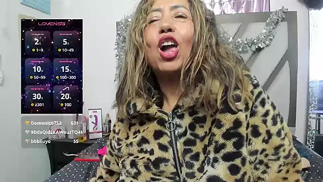 matureluna online show from February 2025 06:13:02 PM