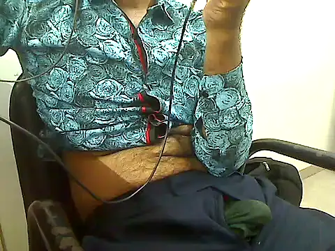 lltstr52 online show from May 2026 05:46:02 AM