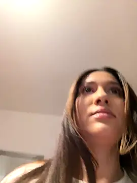 Snapshot of IrisBlues chatting on November 2025 05:24:01 PM IrisBlues online show from November 2025 05:24:01 PM