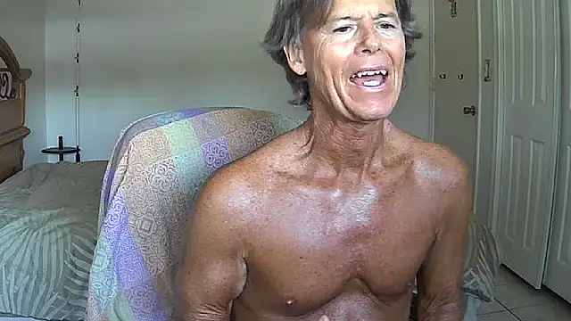 Snapshot of nakeedcowboi65 chatting on April 2026 09:32:02 PM nakeedcowboi65 online show from April 2026 09:32:02 PM
