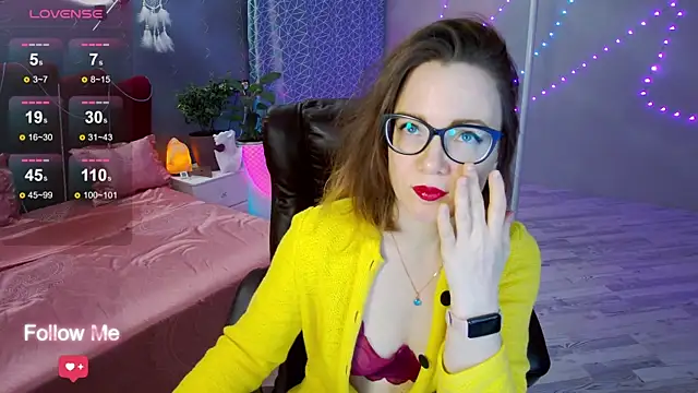 AngelaWhiti online show from February 2025 03:49:01 PM