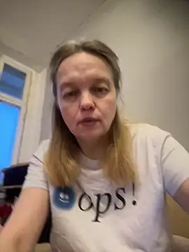 Susanel online show from January 2025 01:05:02 PM