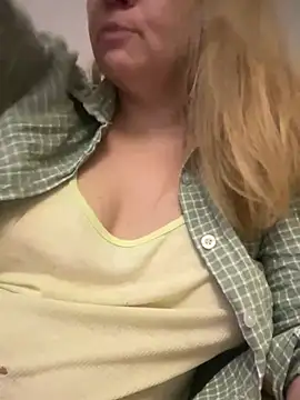 Susanel online show from January 2025 02:00:02 PM