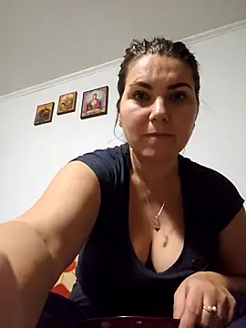 Snapshot of FeliciaKrige chatting on January 2025 12:06:02 AM FeliciaKrige online show from January 2025 12:06:02 AM