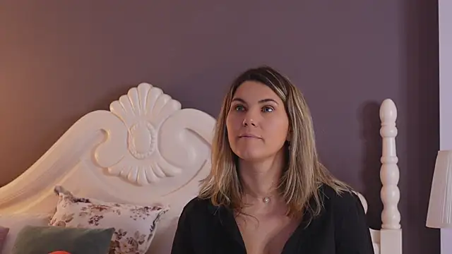 Snapshot of FeliciaKrige chatting on February 2025 09:20:02 PM FeliciaKrige online show from February 2025 09:20:02 PM