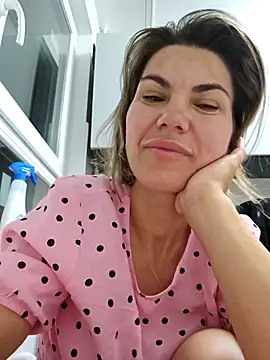 Snapshot of FeliciaKrige chatting on April 2026 10:58:01 PM FeliciaKrige online show from April 2026 10:58:01 PM