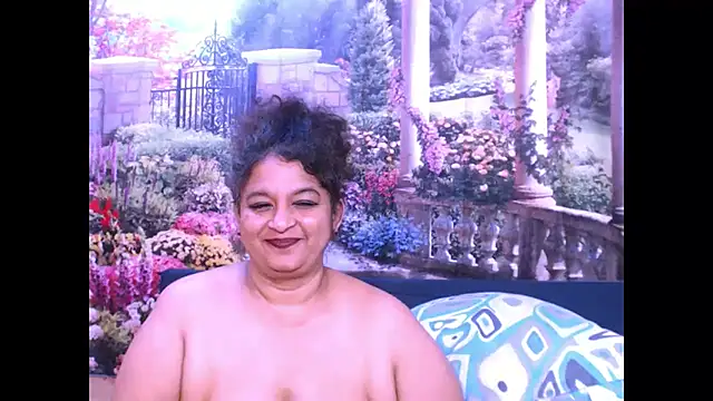 Snapshot of indianstar75 chatting on February 2025 10:07:02 PM indianstar75 online show from February 2025 10:07:02 PM