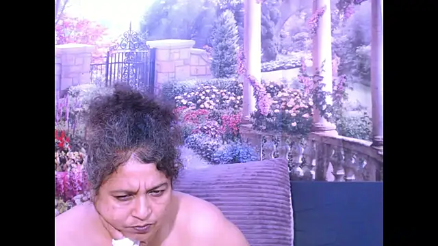 Snapshot of indianstar75 chatting on February 2025 01:09:01 AM indianstar75 online show from February 2025 01:09:01 AM