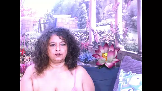 Snapshot of indianstar75 chatting on February 2025 06:17:02 AM indianstar75 online show from February 2025 06:17:02 AM