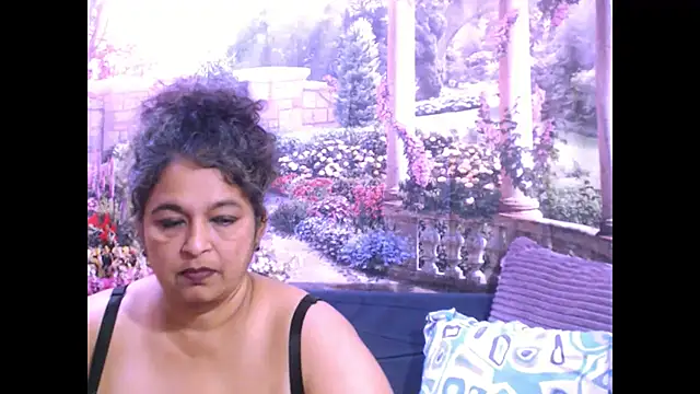 Snapshot of indianstar75 chatting on February 2025 05:36:02 PM indianstar75 online show from February 2025 05:36:02 PM