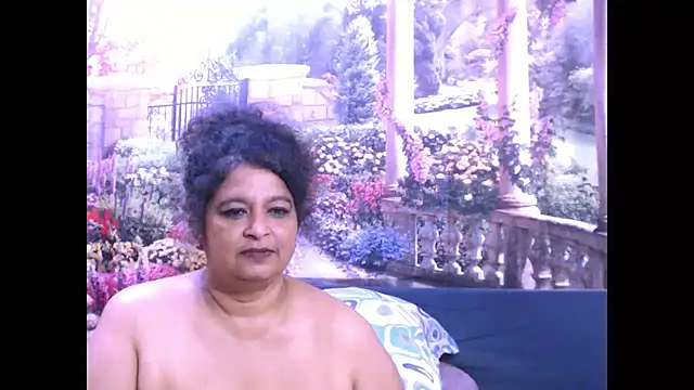 Snapshot of indianstar75 chatting on March 2025 01:28:01 AM indianstar75 online show from March 2025 01:28:01 AM