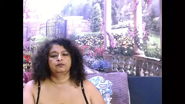 Snapshot of indianstar75 chatting on March 2025 08:37:01 PM indianstar75 online show from March 2025 08:37:01 PM