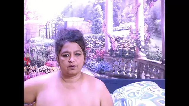 Snapshot of indianstar75 chatting on March 2025 10:28:02 AM indianstar75 online show from March 2025 10:28:02 AM