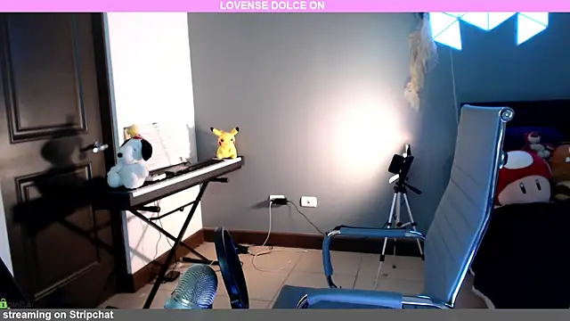 Snapshot of minarocket_ chatting on December 2024 03:35:01 PM minarocket  online show from December 2024 03:35:01 PM