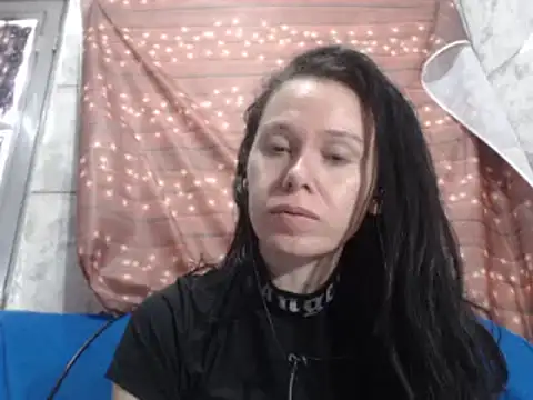 Venusluxodomme online show from October 2025 02:47:01 PM