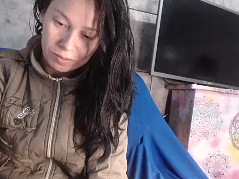 Snapshot of Venusluxodomme chatting on July 2026 04:04:02 AM Venusluxodomme online show from July 2026 04:04:02 AM