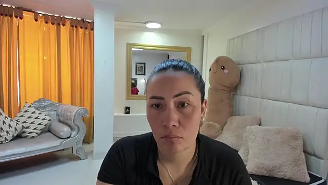 gaby trent online show from November 2025 01:13:01 PM