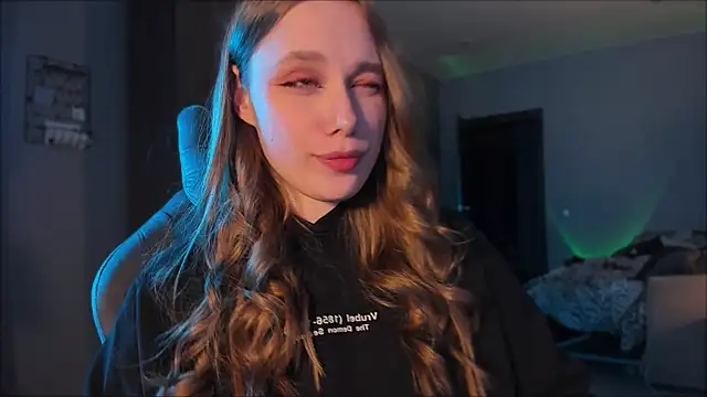 Snapshot of Rachel_Ro chatting on January 2025 11:29:01 PM Rachel Ro online show from January 2025 11:29:01 PM