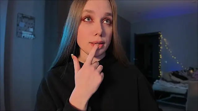 Snapshot of Rachel_Ro chatting on January 2025 09:13:02 AM Rachel Ro online show from January 2025 09:13:02 AM