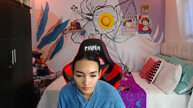 Snapshot of LinzyBaner chatting on February 2025 10:25:02 PM LinzyBaner online show from February 2025 10:25:02 PM