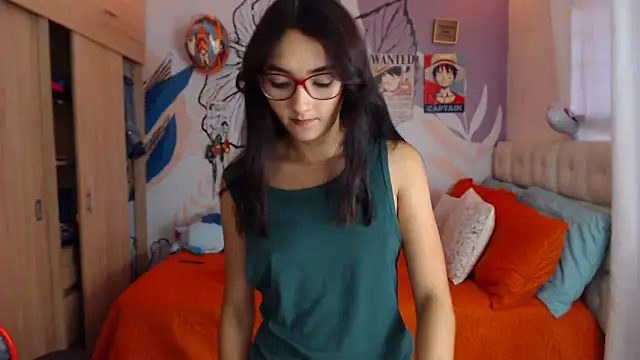 Snapshot of LinzyBaner chatting on November 2025 10:12:01 PM LinzyBaner online show from November 2025 10:12:01 PM