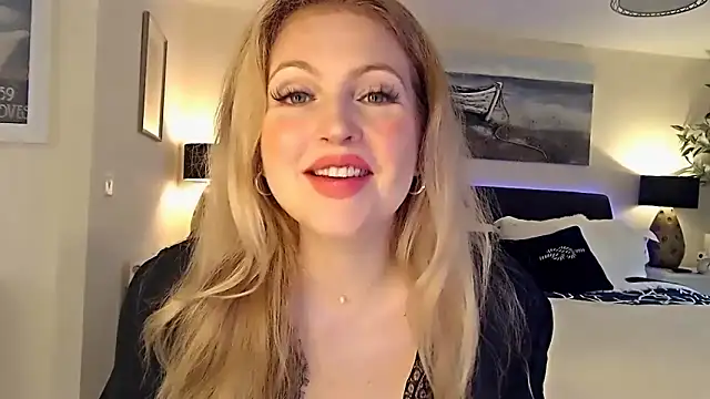 AlbanyWhite online show from March 2025 12:26:02 PM