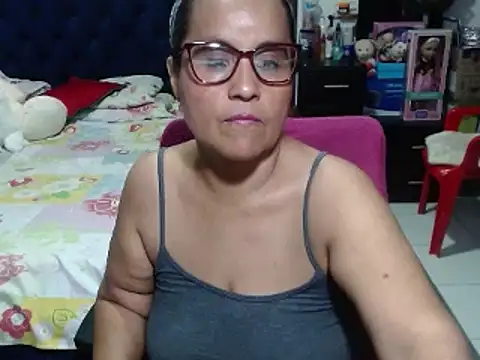 pervert mommy  online show from January 2025 02:46:02 PM