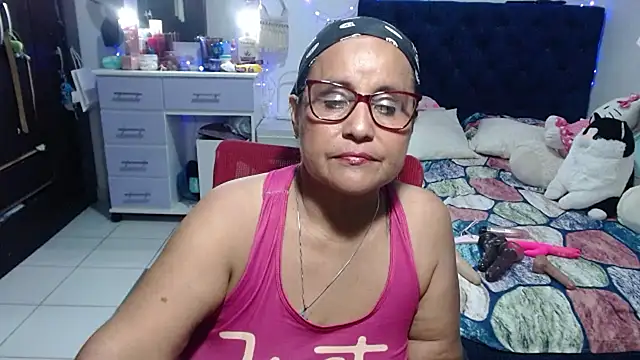 pervert mommy  online show from June 2026 02:33:01 PM