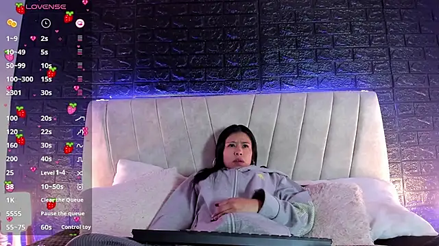 CATRINA SEXXX online show from February 2025 06:47:02 AM