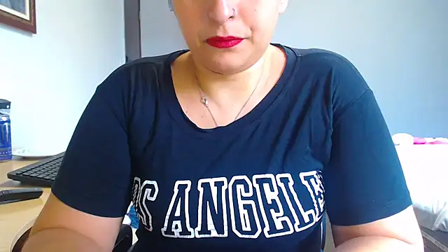 BumbumGigante online show from January 2026 01:04:01 PM