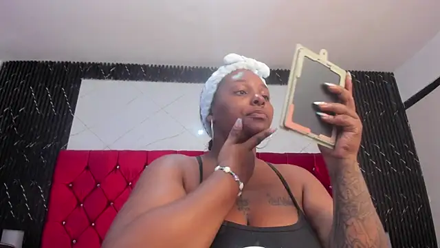 Snapshot of harleyevaans chatting on January 2025 12:07:02 PM harleyevaans online show from January 2025 12:07:02 PM