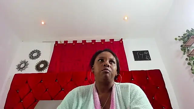 Snapshot of harleyevaans chatting on March 2025 12:41:02 PM harleyevaans online show from March 2025 12:41:02 PM