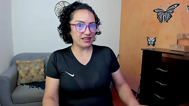 Snapshot of scarlet_wet chatting on May 2026 10:26:02 PM scarlet wet online show from May 2026 10:26:02 PM