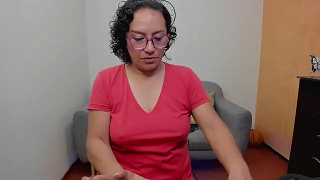 Snapshot of scarlet_wet chatting on June 2026 11:18:01 PM scarlet wet online show from June 2026 11:18:01 PM