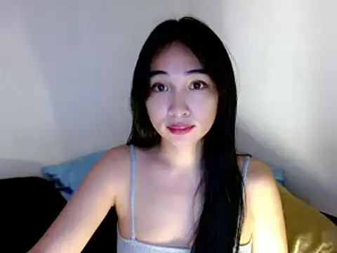 Snapshot of SweetLilly_18 chatting on March 2025 05:20:02 AM SweetLilly 18 online show from March 2025 05:20:02 AM