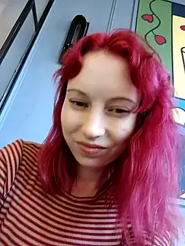 Snapshot of Frost_foxy chatting on March 2025 09:02:02 AM Frost foxy online show from March 2025 09:02:02 AM