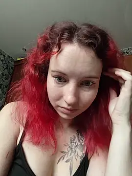 Snapshot of Frost_foxy chatting on November 2025 04:12:01 AM Frost foxy online show from November 2025 04:12:01 AM