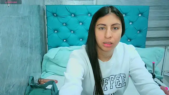 MAARYMOON online show from February 2026 11:11:01 AM