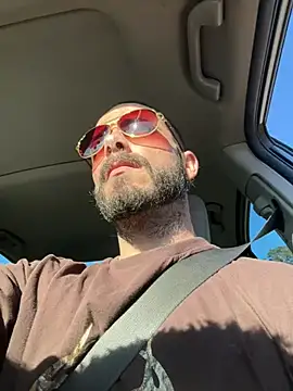 Snapshot of Sitonmyface2020@xh chatting on February 2025 09:30:01 PM Sitonmyface2020xh online show from February 2025 09:30:01 PM