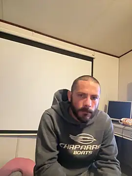 Snapshot of Sitonmyface2020@xh chatting on February 2025 08:40:01 AM Sitonmyface2020xh online show from February 2025 08:40:01 AM