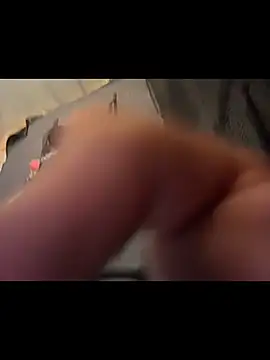 Snapshot of Sitonmyface2020@xh chatting on November 2025 01:26:02 AM Sitonmyface2020xh online show from November 2025 01:26:02 AM